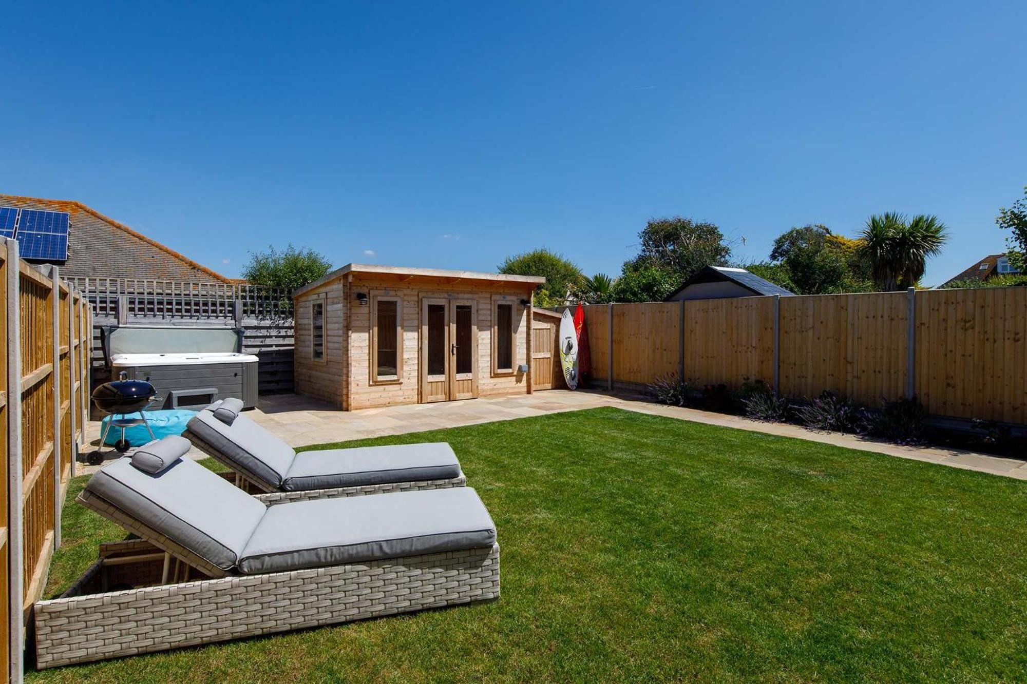 Luxury Designer Coastal Home For 10 With Hot Tub West Wittering Exterior foto